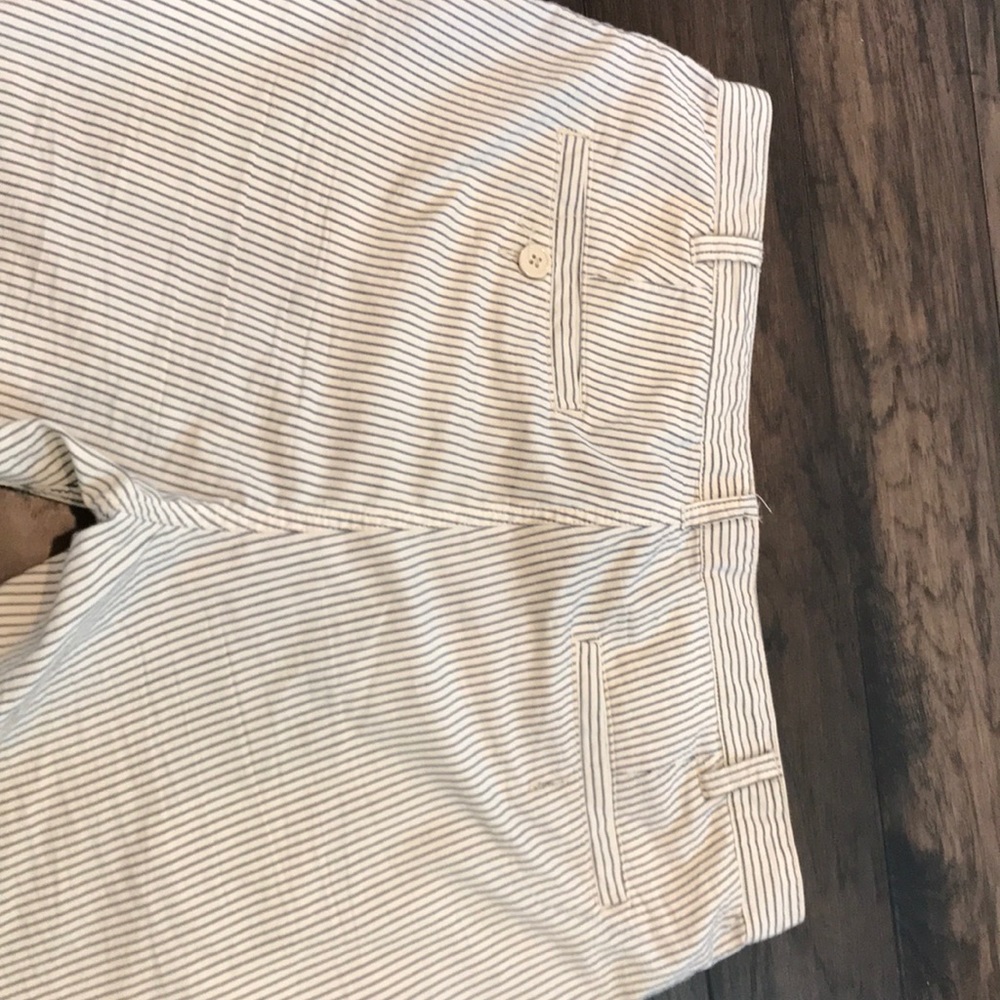 Shorts - Picture 4 of 5